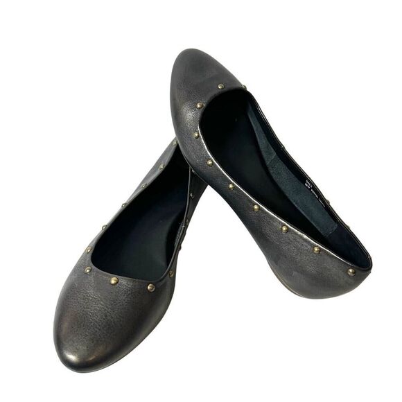 Kork-Ease Womens Sz 9M Comfort Casual Pewter Leather Slip On Studded Flat Loafer - Picture 1 of 12